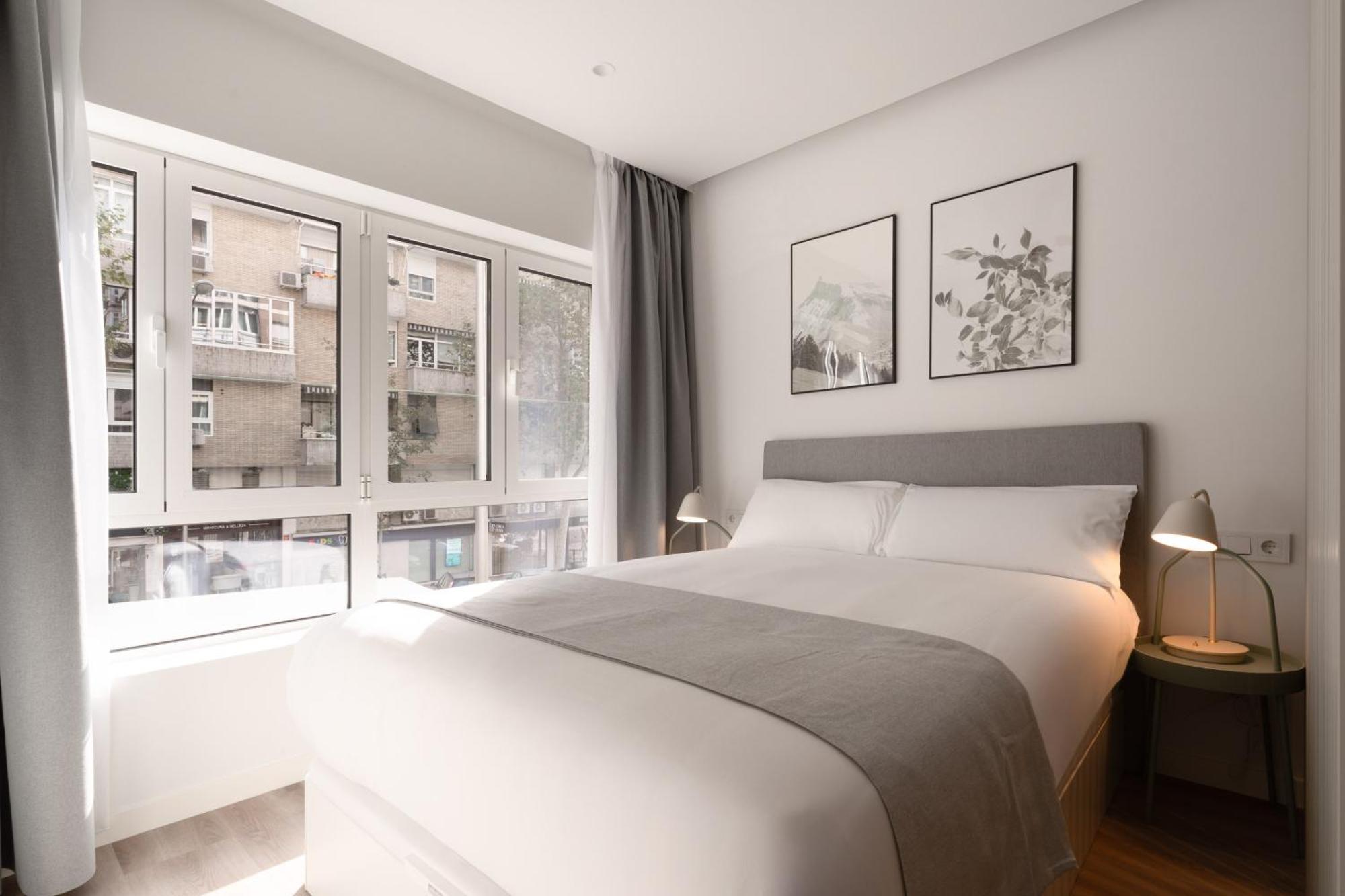 Limehome Madrid Calle De Juan Hurtado De Mendoza Luaran gambar