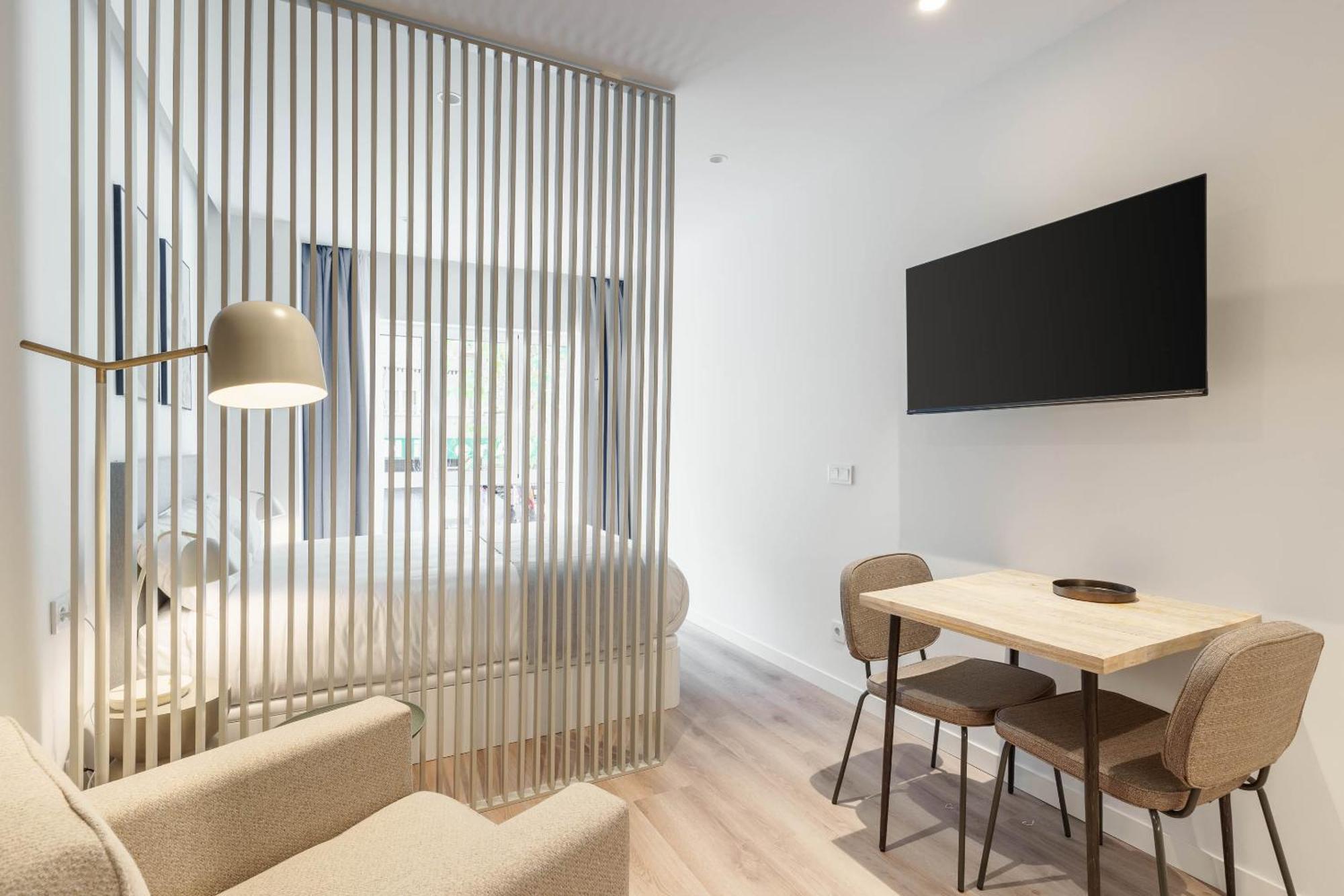 Limehome Madrid Calle De Juan Hurtado De Mendoza Luaran gambar